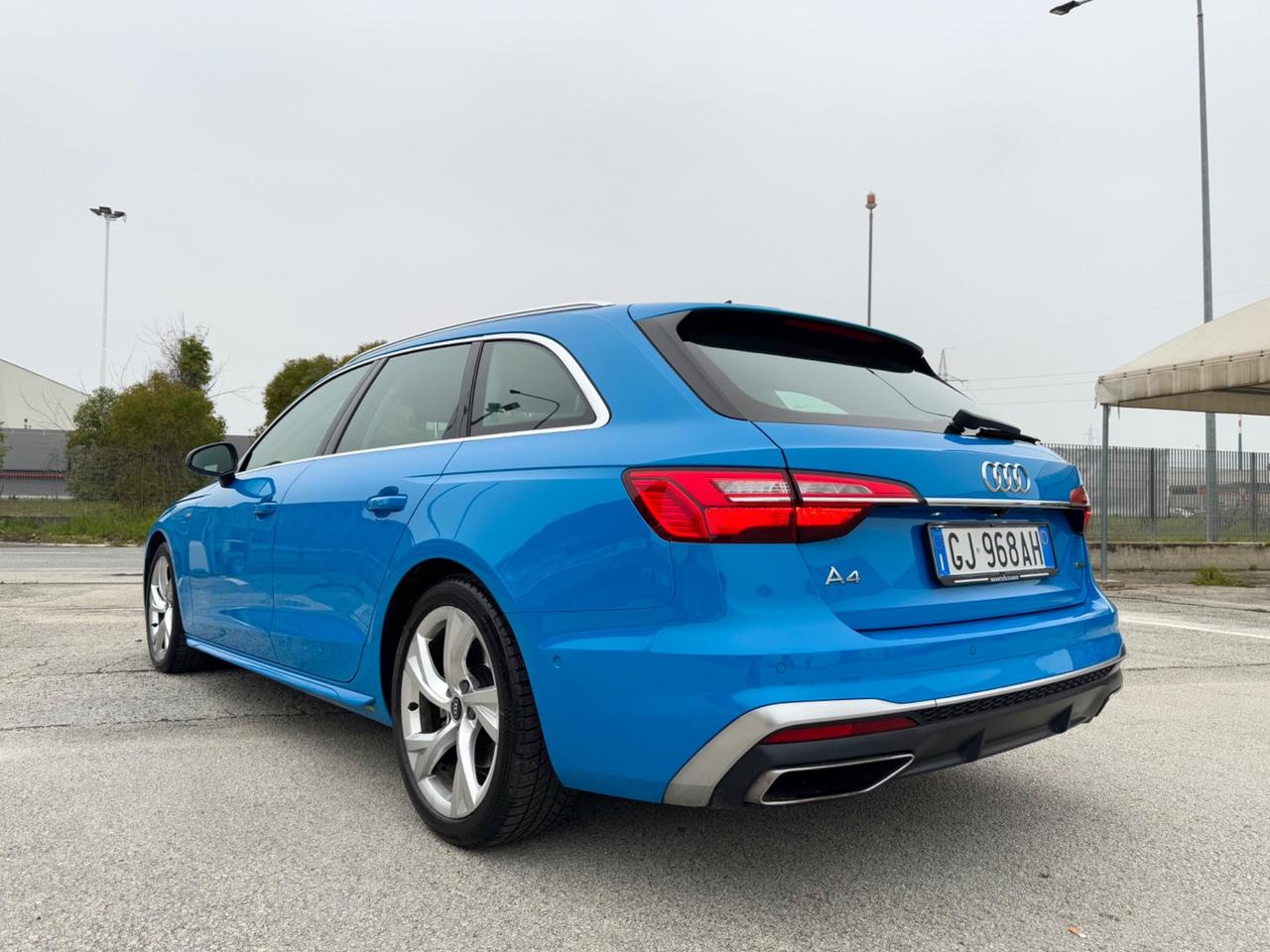 AUDI A4 Avant Quattro S-LINE - Virtual Led 18