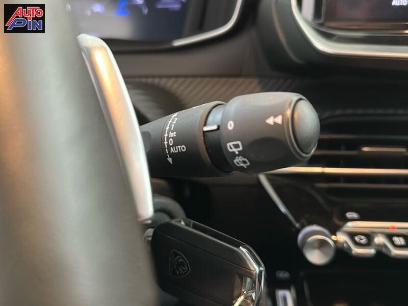 Peugeot 208 Allure Hybrid 110 e-DCS6 auto