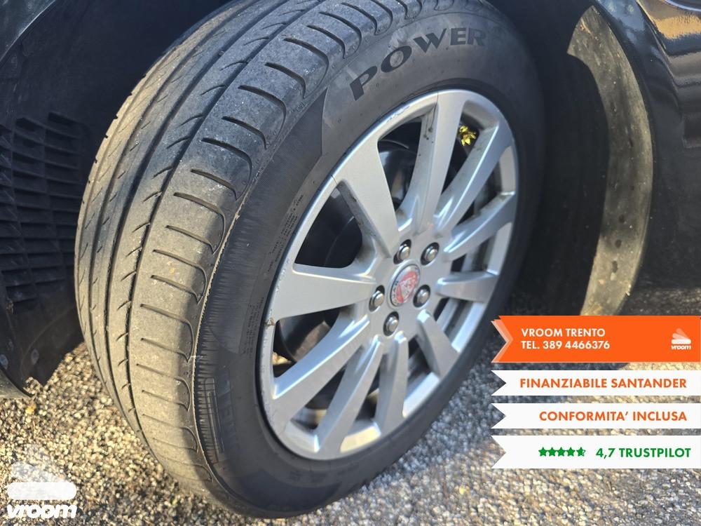 JAGUAR XE (X760) XE 2.0 D Turbo 180CV...