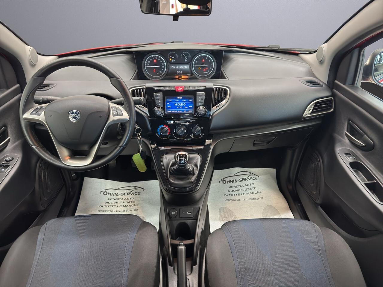 Lancia Ypsilon 1.0 FireFly 5 porte S&S Hybrid Ecochic Gold