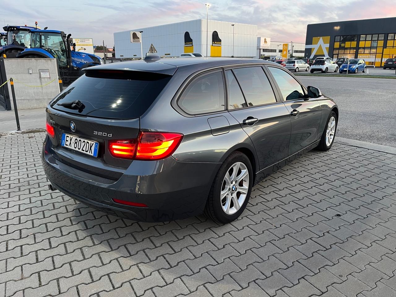 Bmw 320 320d xDrive Touring Sport