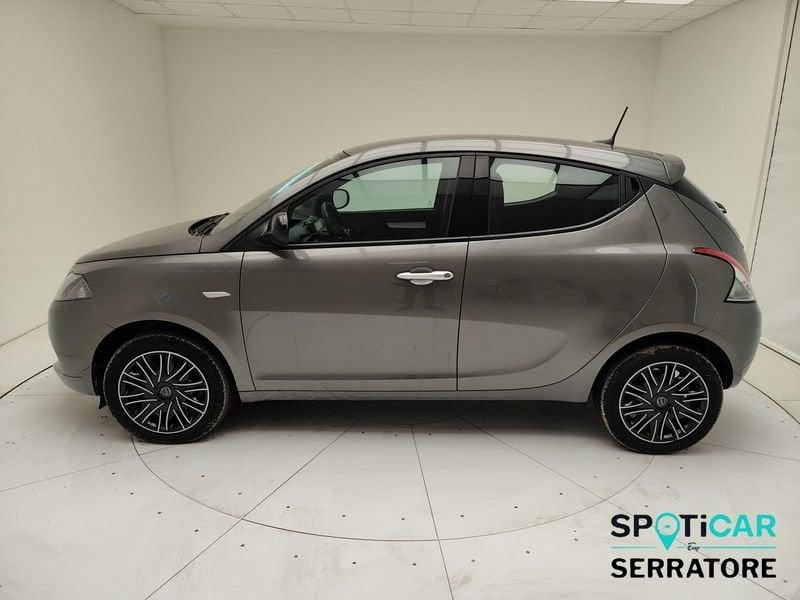Lancia Ypsilon III 2021 1.0 firefly hybrid Gold s&s 70cv