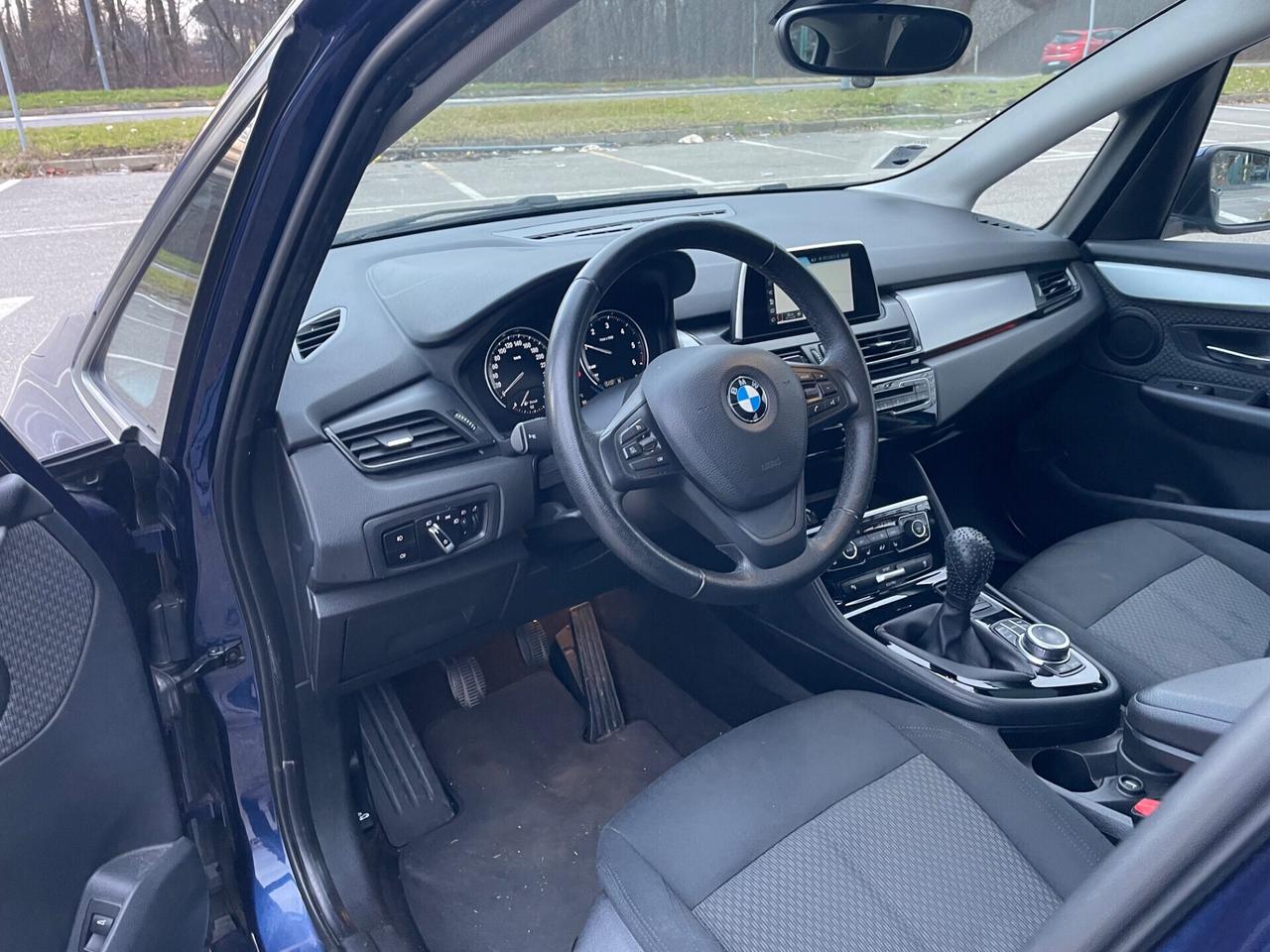 Bmw 216 218d Active Tourer*Neopatentati*Tetto*Navi*
