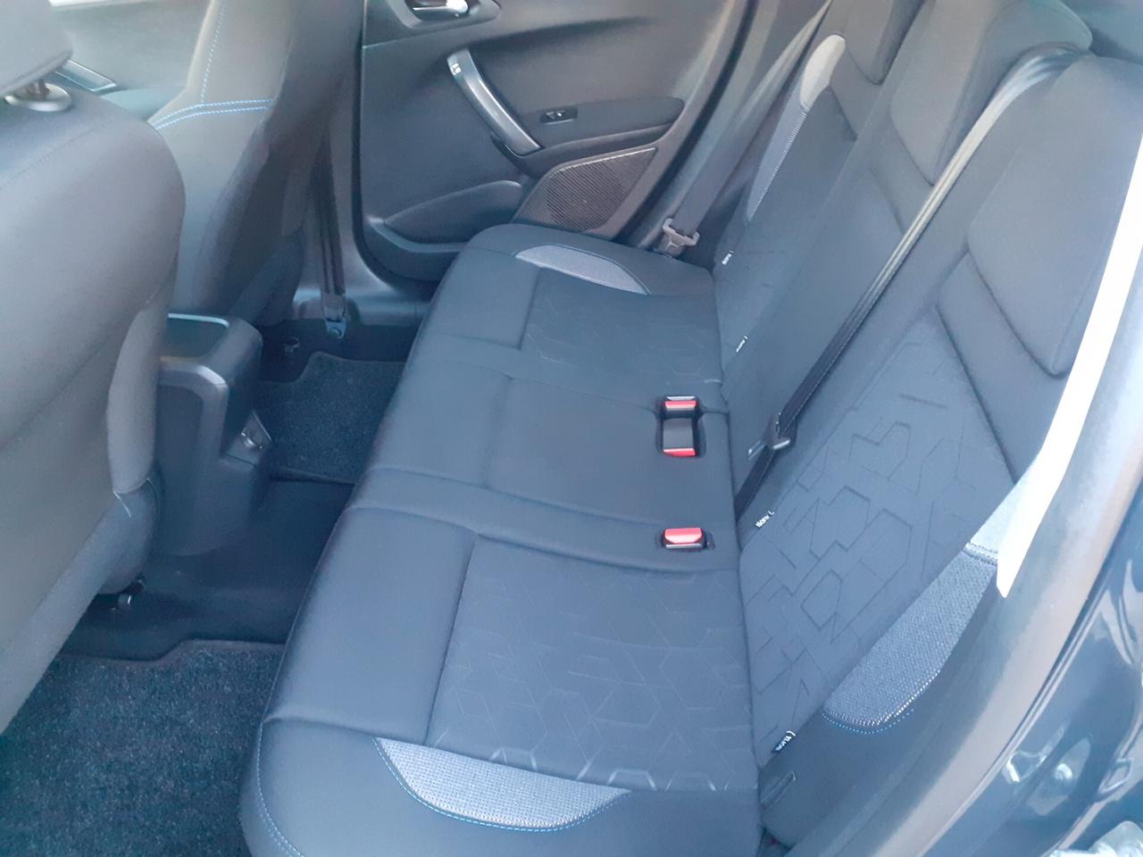 Peugeot 2008 PureTech 82 Allure