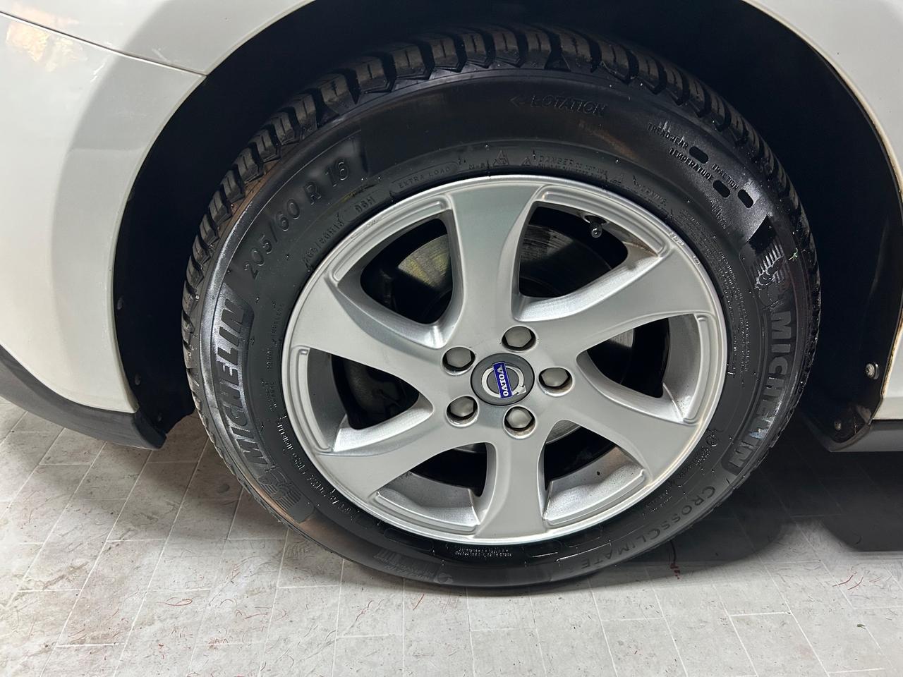 Volvo V40 Cross Country D2 1.6 Momentum