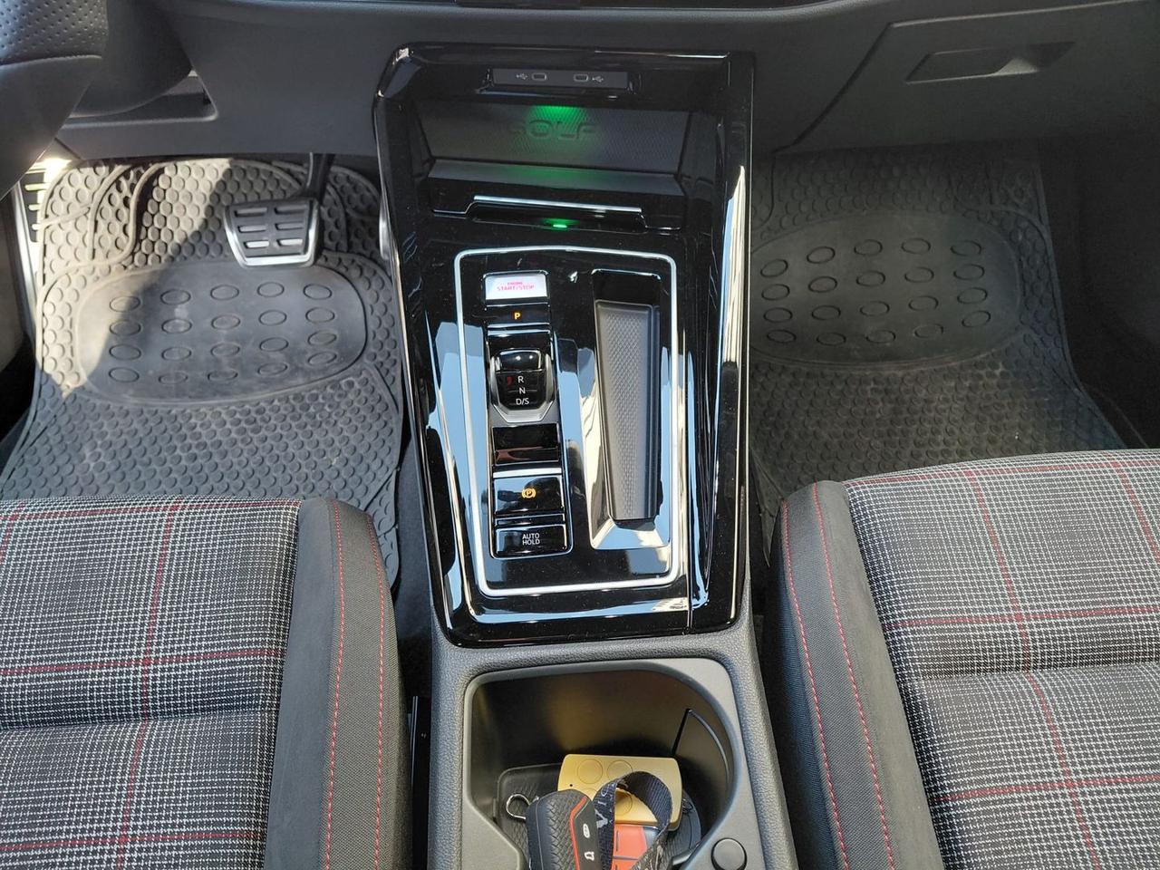 Volkswagen Golf 2.0 tsi DSg 265 Cv TSI GTI #10384