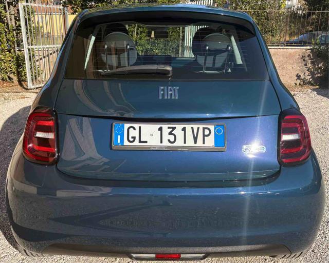 FIAT 500e 3+1 42 kWh Icon