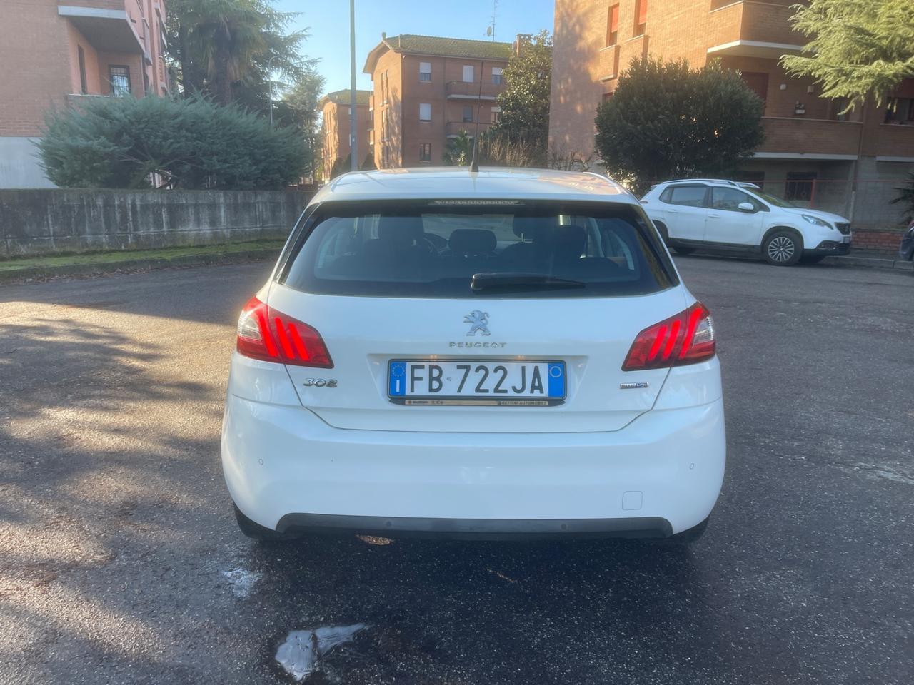 Peugeot 308 BlueHDi 120 S&S EAT6 GT Line