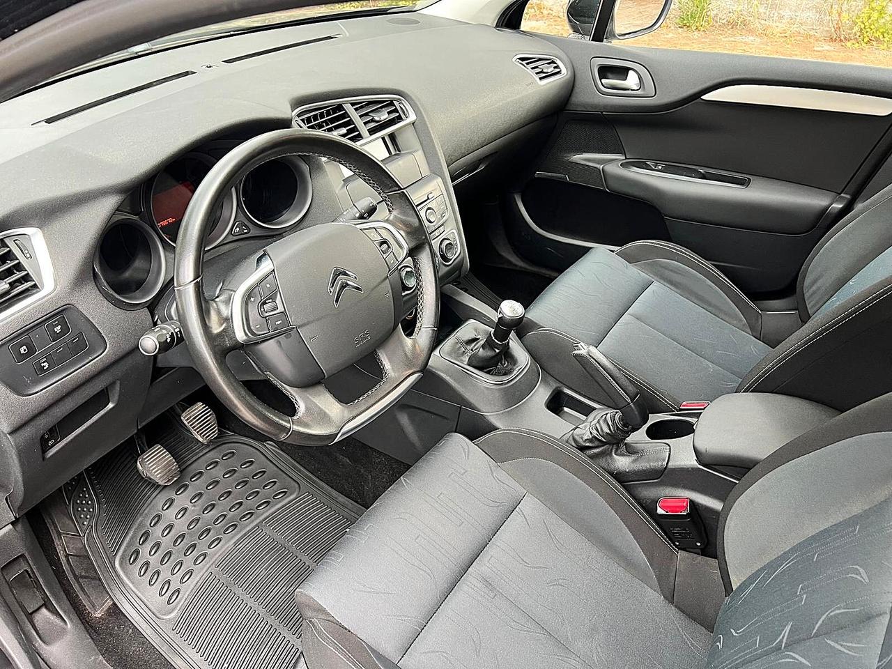 CITROEN C4 1.6 VTi Seduction - 2011
