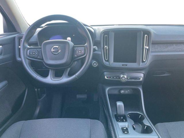 VOLVO XC40 B3 automatico Essential
