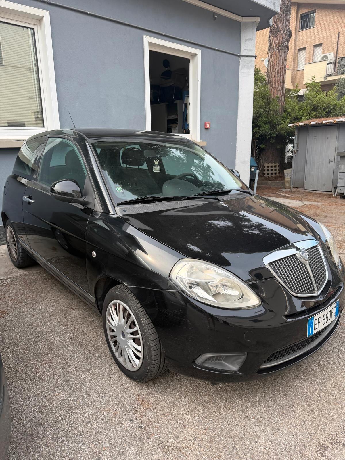 Lancia Ypsilon 1.2 69 CV Elle