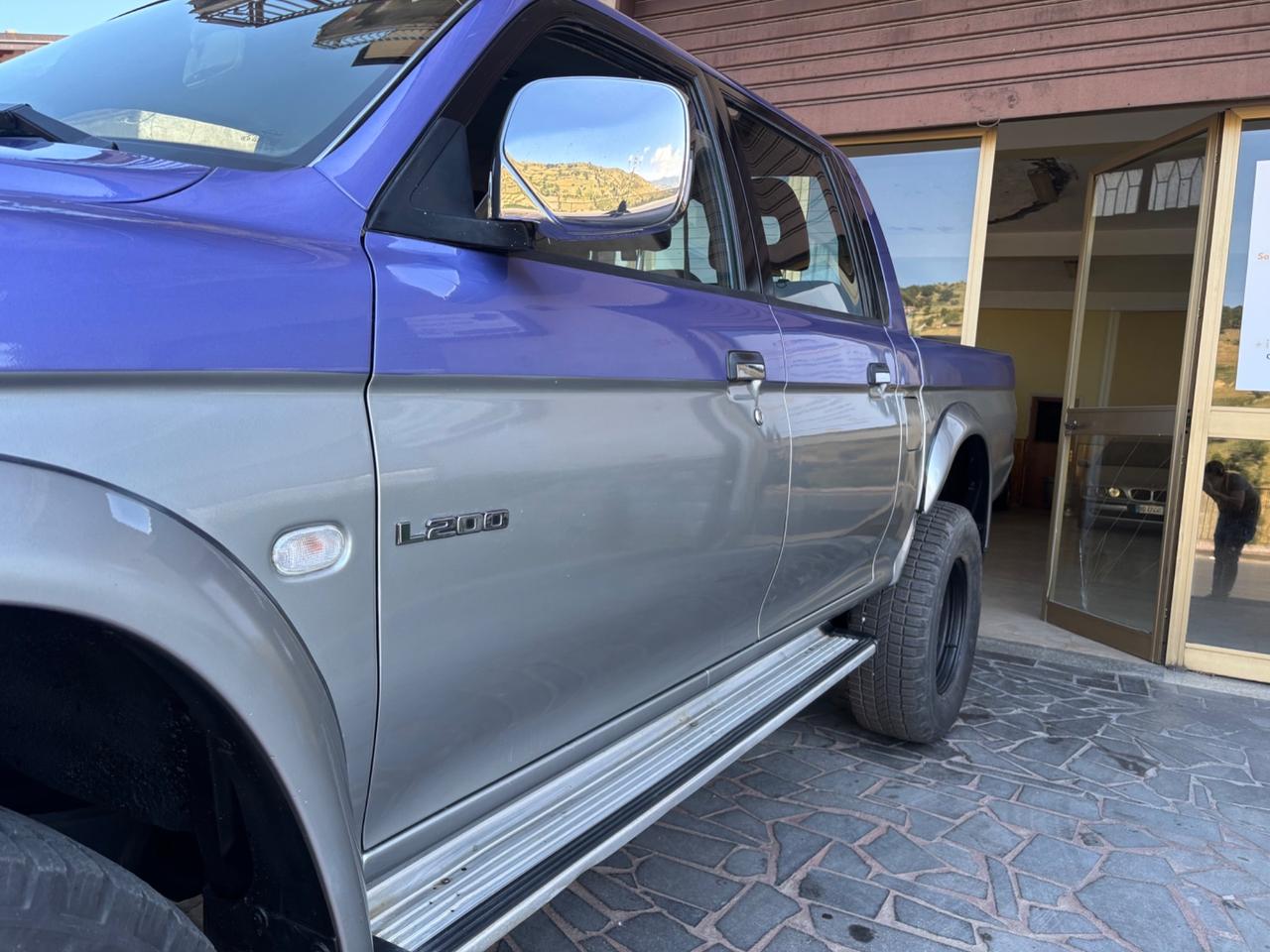Mitsubishi L200 2.5 TDI 4WD Double Cab Pick-up GLS