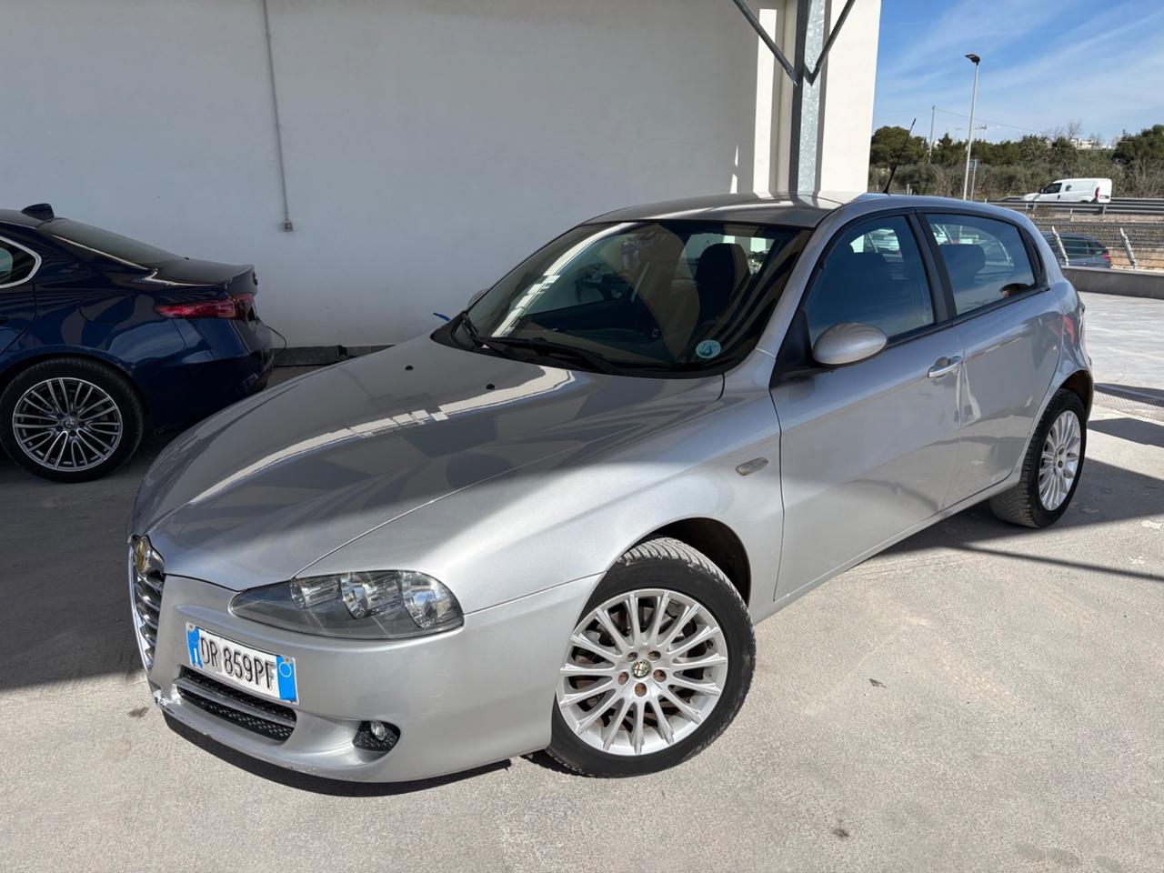 Alfa Romeo 147 1.9 JTD (120) 5 porte Exclusive