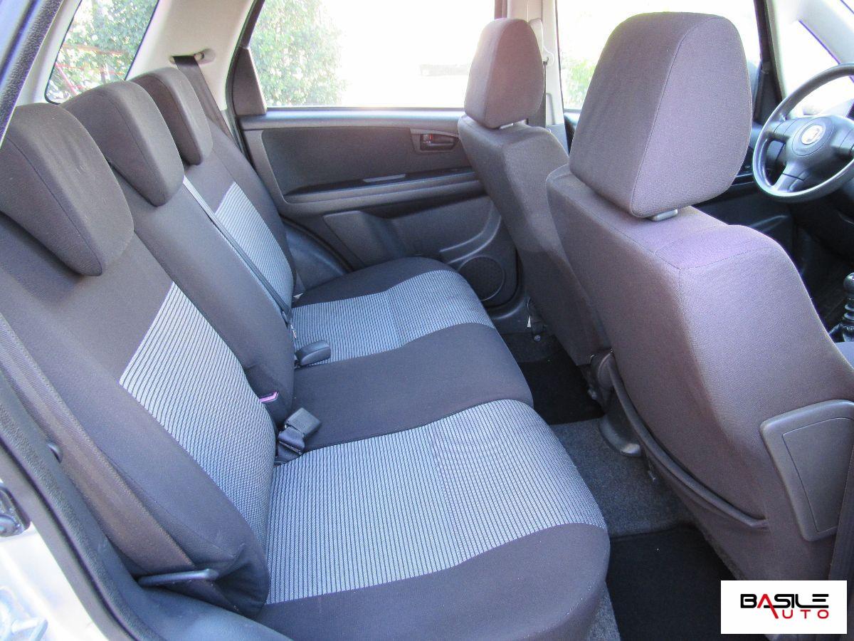 FIAT - Sedici - 1.9 MJT 4x4 Experience