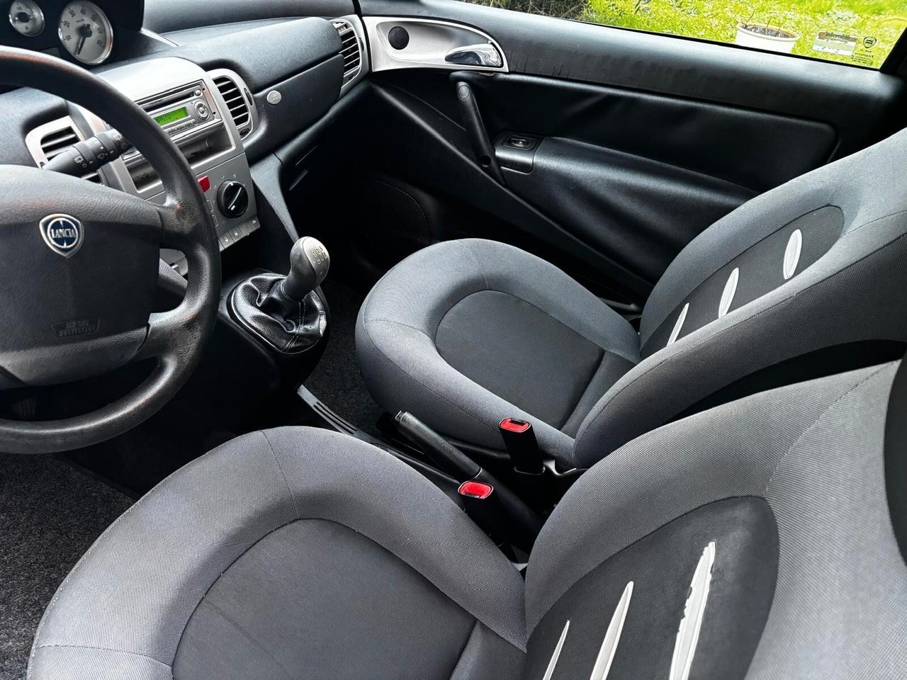 Lancia Ypsilon 1.3 MJT 75 CV Platino IDONEA PER NEOPATENTATI PERMUTABILE