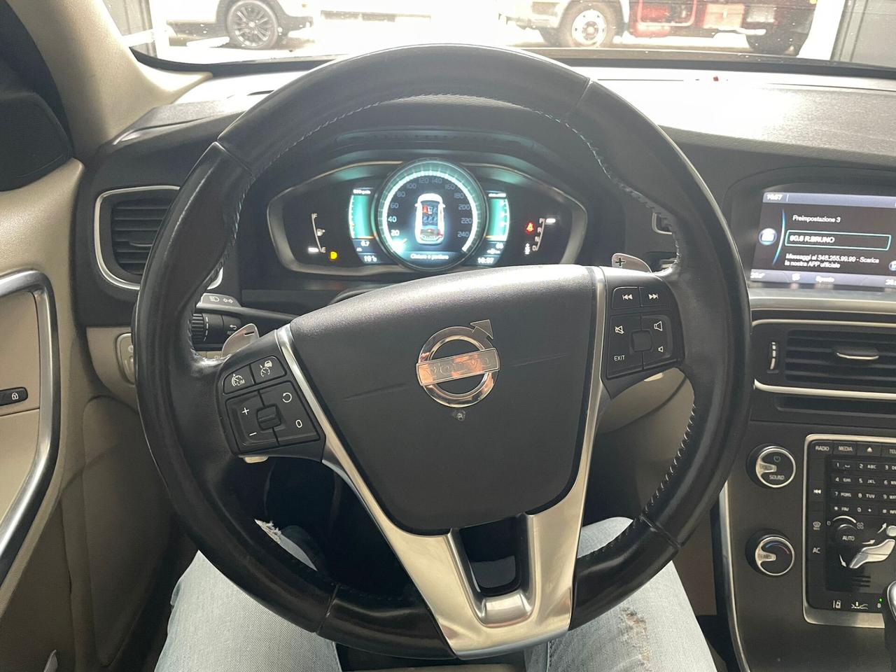 Volvo V60 D4 Geartronic Kinetic