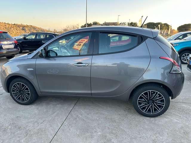 Lancia Ypsilon 1.0 firefly hybrid Gold "Km 44.000"