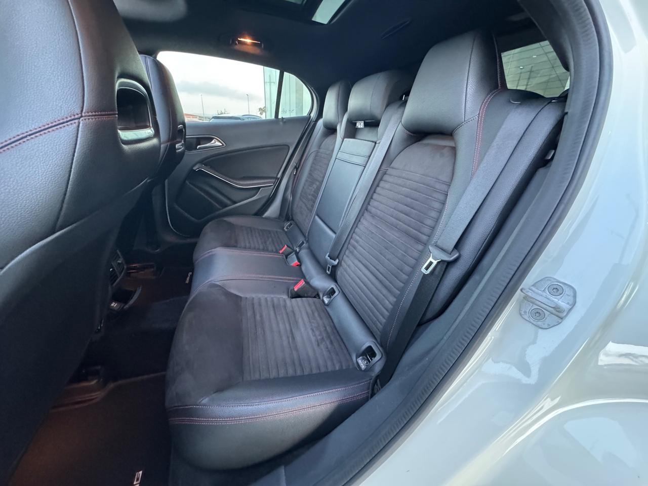 Mercedes-benz GLA 220 d Automatic Premium Amg