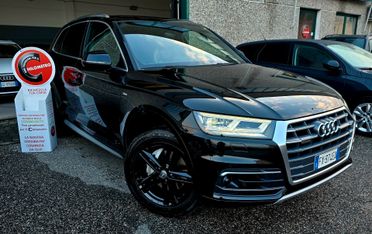 Audi Q5 40 TDI quattro S tronic S line interni RS