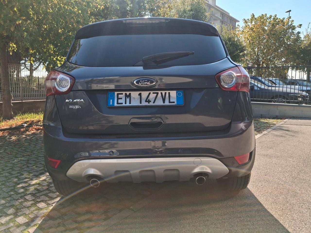 Ford Kuga 2.0 TDCi 140 CV 2WD Titanium*Garanzia 12 mesi*