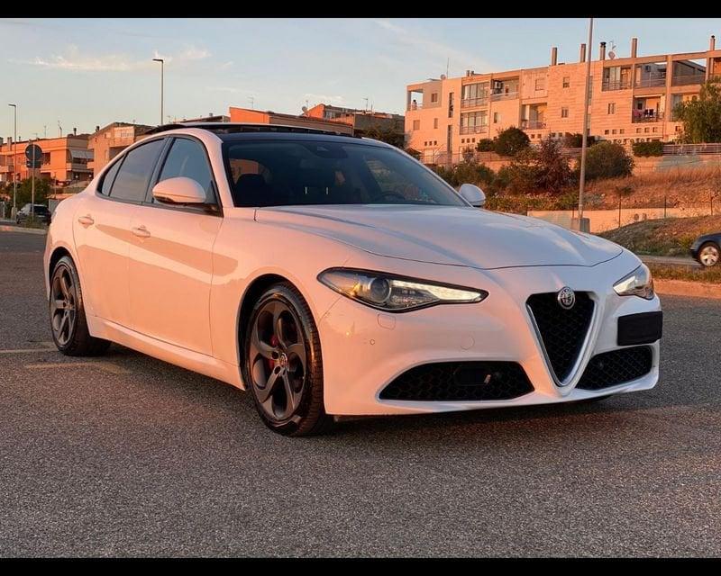 Alfa Romeo Giulia 2020 2.2 t Rosso Edizione 160cv auto