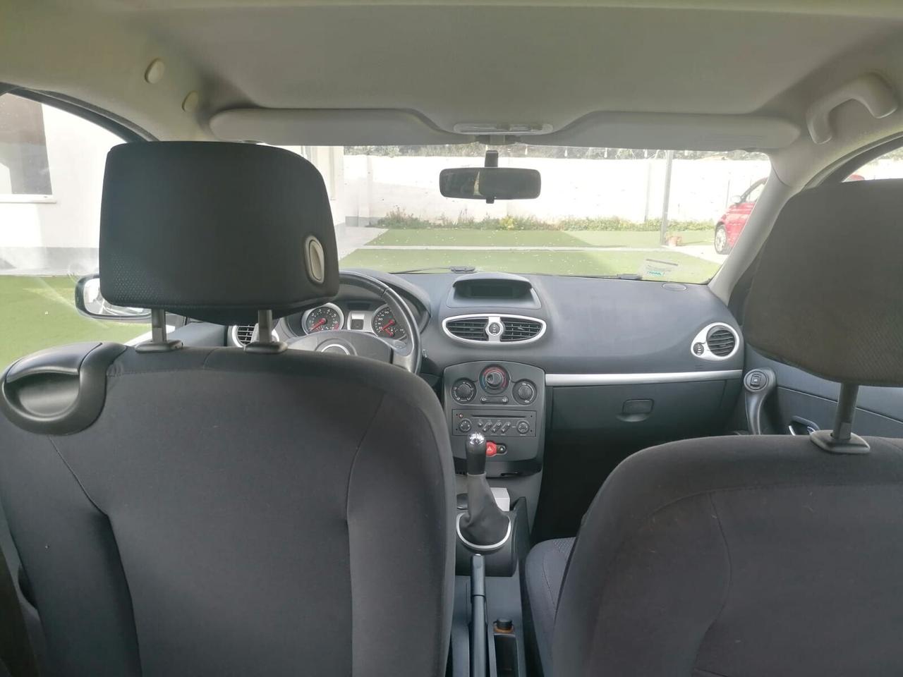 Renault Clio 1.2 16V 3 porte Confort