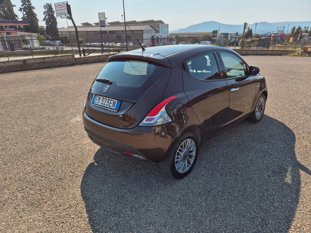 Lancia Ypsilon 1.2 69 CV 5 porte S&S Gold