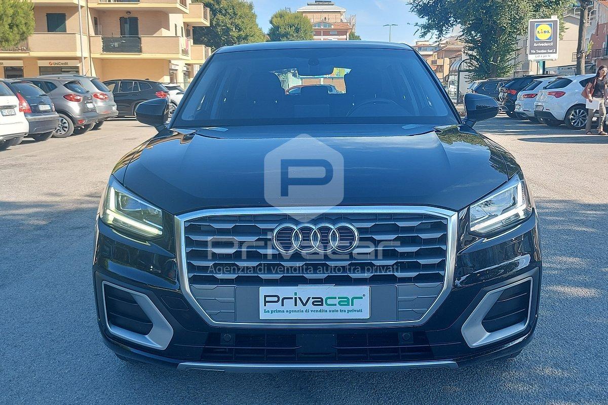 AUDI Q2 30 TDI S tronic Identity Black