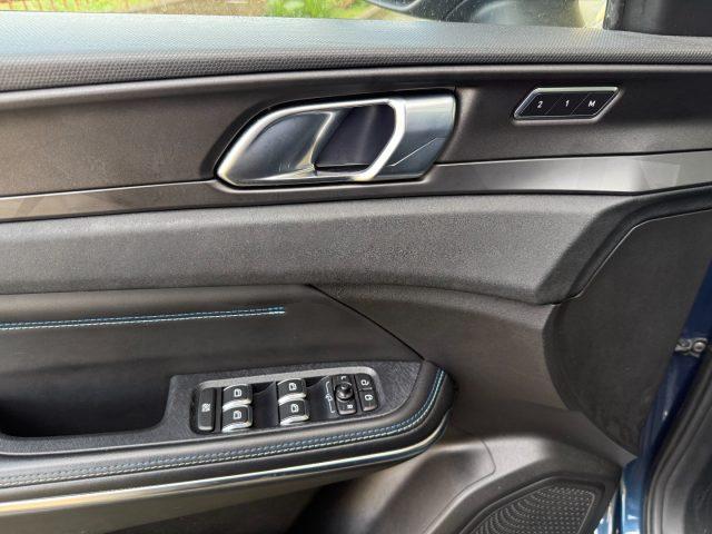 LYNK & CO 01 1.5 td phev Hybrid Plug-in