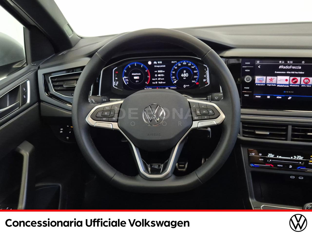 Volkswagen Taigo 1.0 tsi r-line 115cv