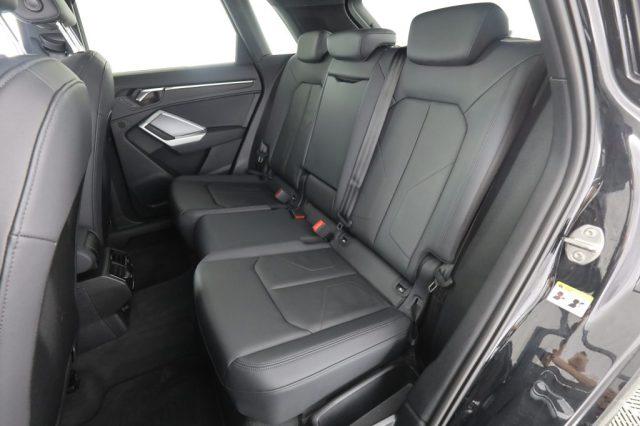 AUDI Q3 Q3 40 TDI quattro S tronic Identity Black