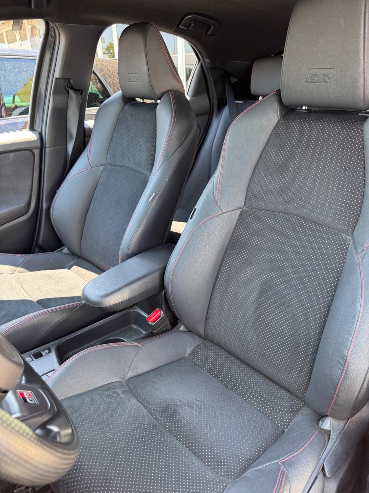 Toyota Yaris 1.5 130 Hybrid 5 porte GR Sport