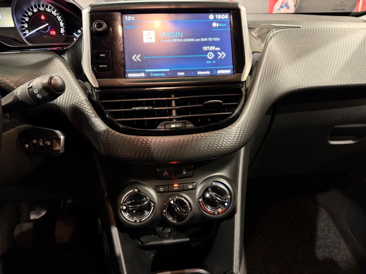 Peugeot 2008 PureTech 82 S&S Style