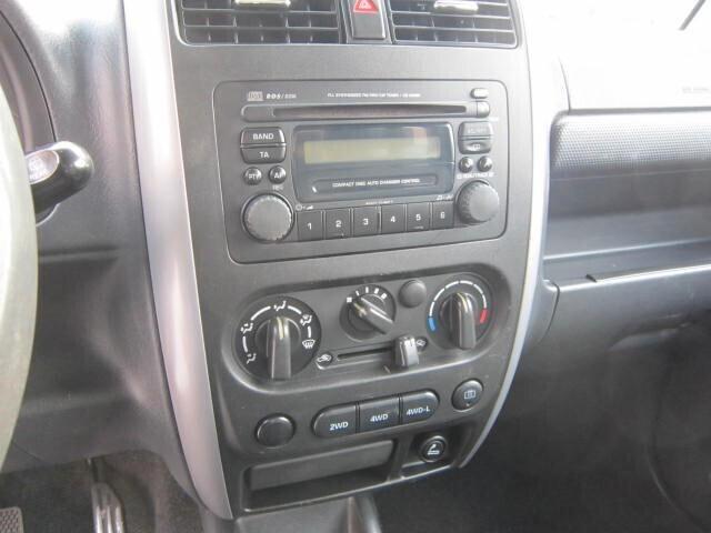 Suzuki Jimny 1.3i 16V 4WD JLX PACK EVOLUTION PLUS.