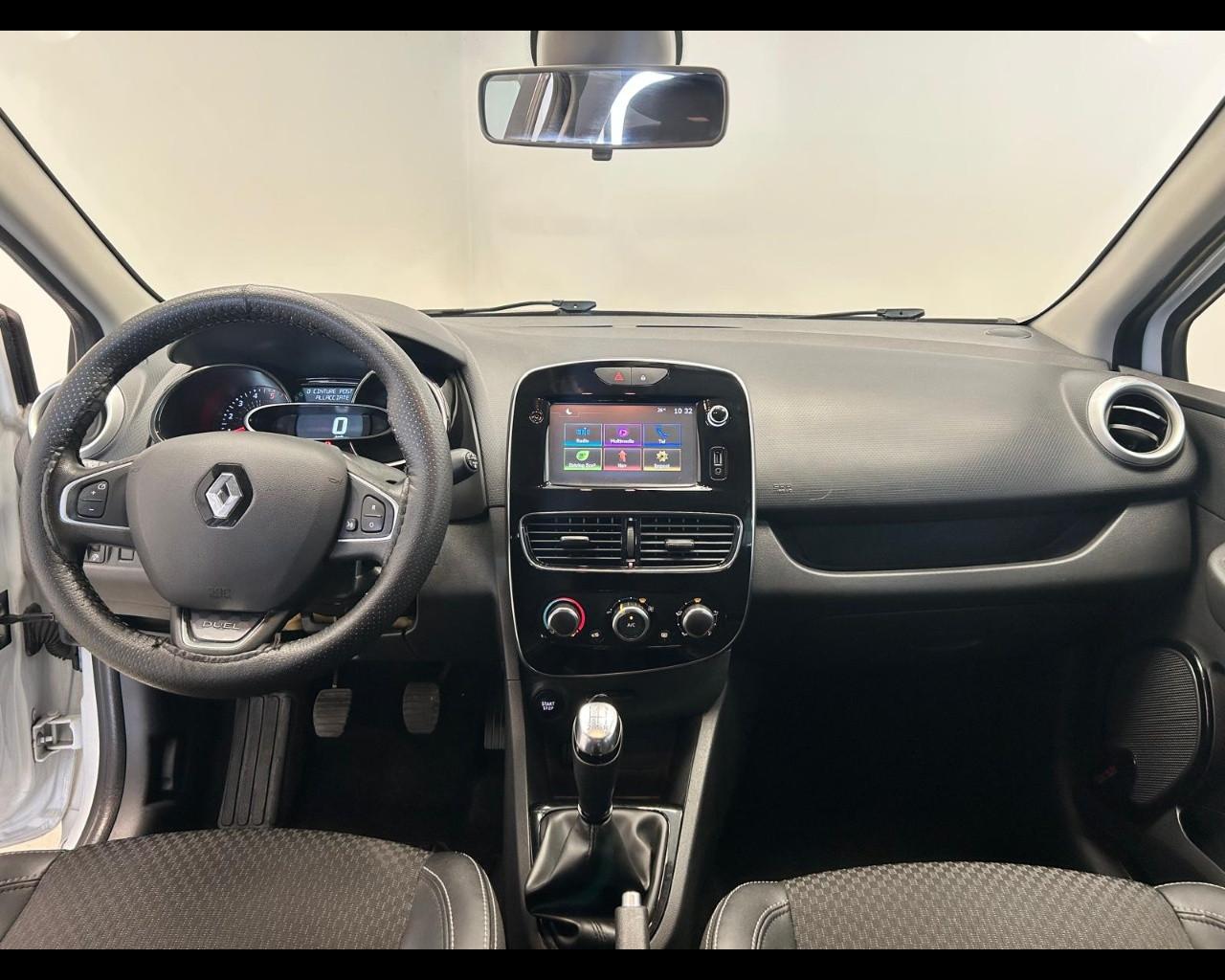 RENAULT Clio IV 2017 Sporter - Clio Sporter 1.5 dci energy Intens 75