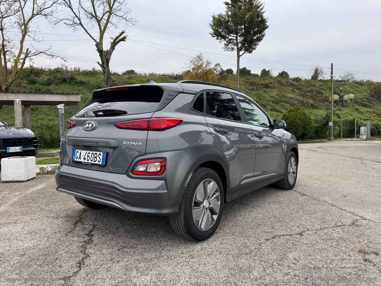 HYUNDAI Kona EV 64 kWh XPrime