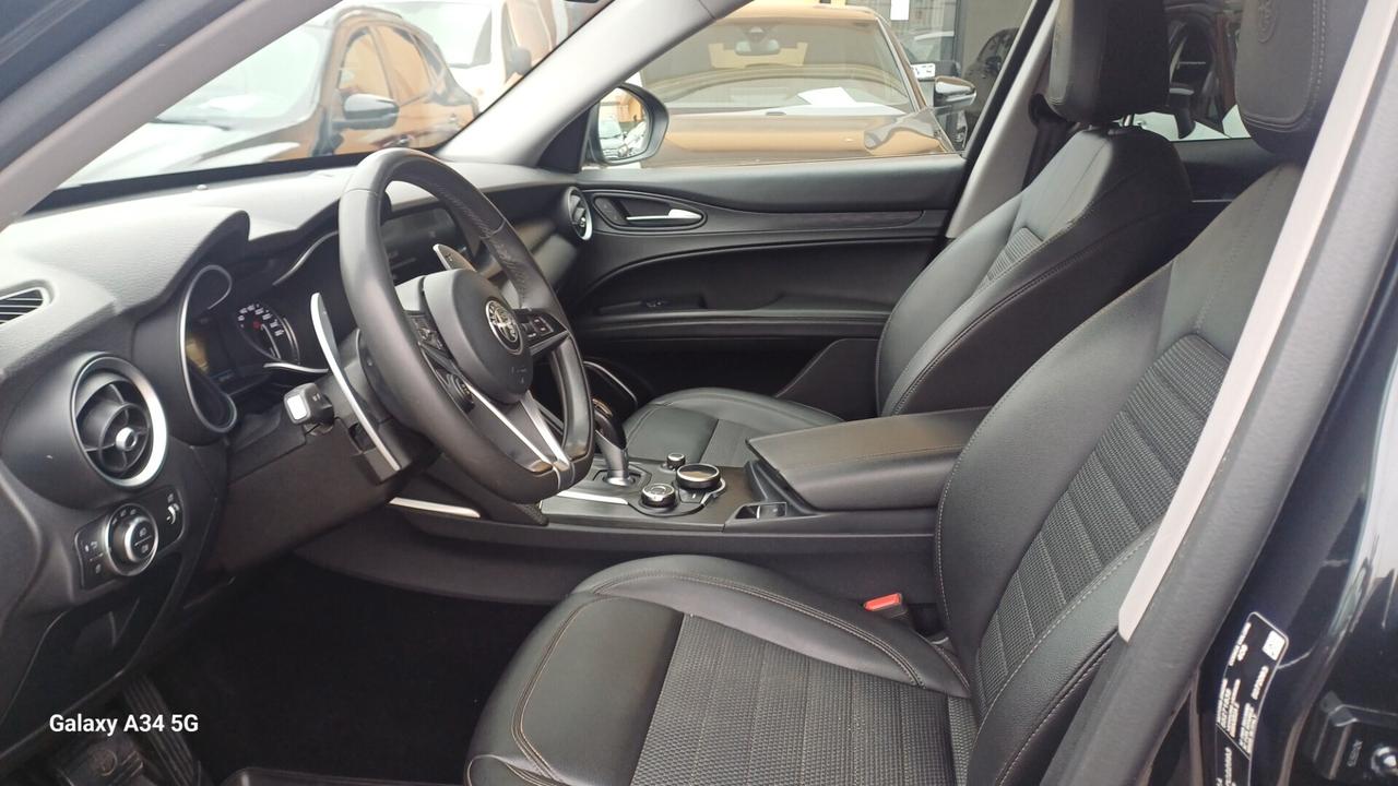 Alfa Romeo Stelvio 2.2 210 CV AT8 Q4 Executive
