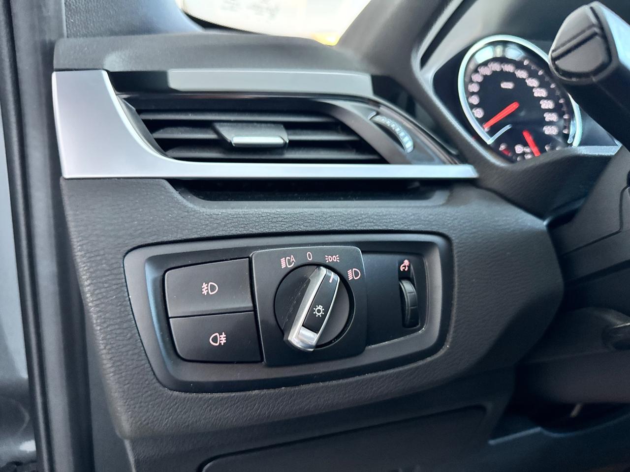 Bmw X1 xDrive18d xLine Tetto Head-Up