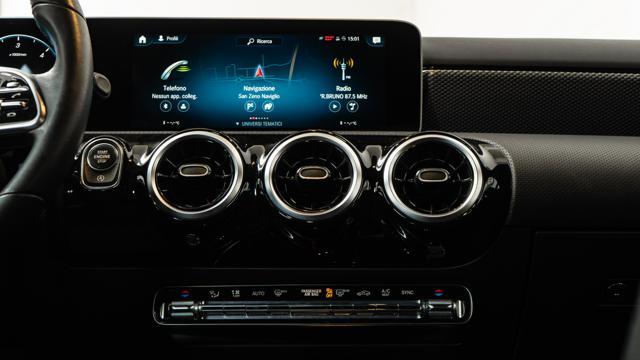 MERCEDES-BENZ A 180 d Auto IVA NEOPATENTATI PERFETTA