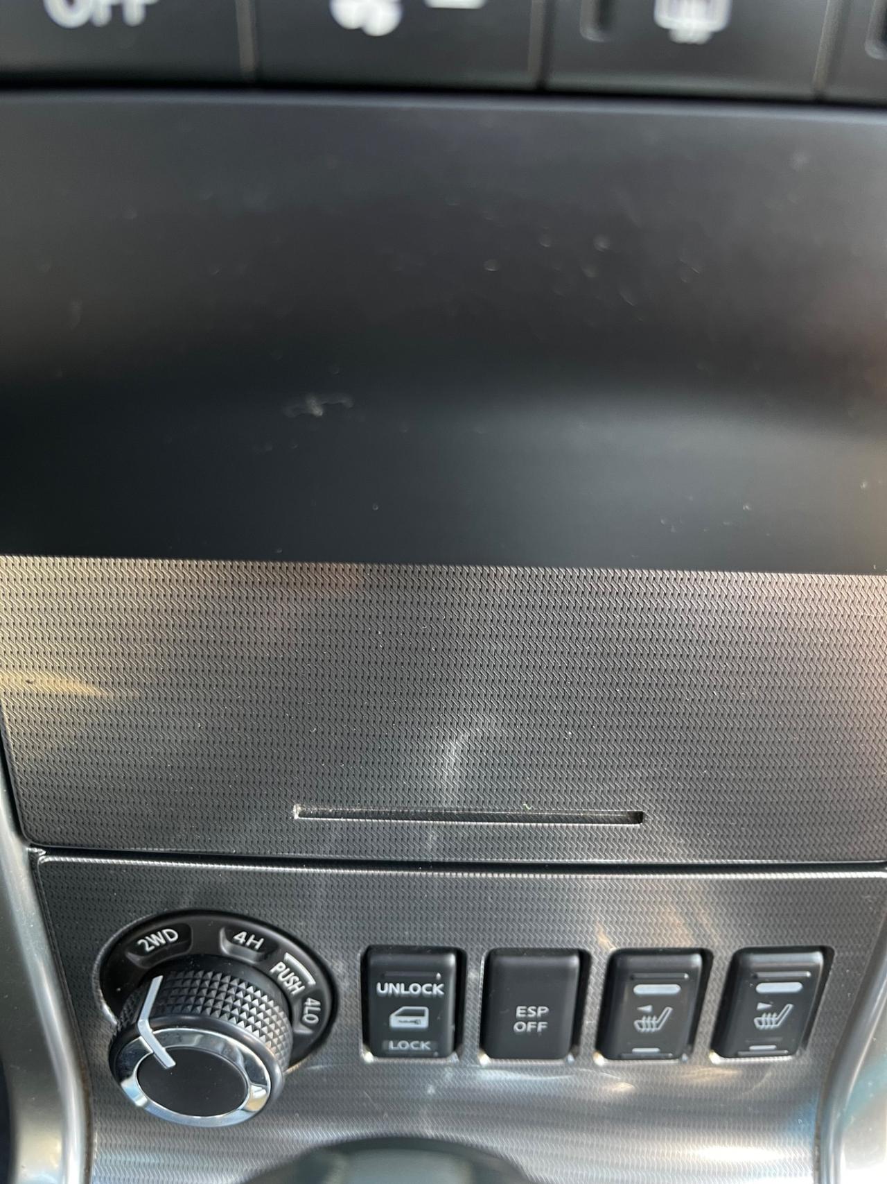 Nissan Navara 3.0 dCi 4 porte Double Cab LE V6