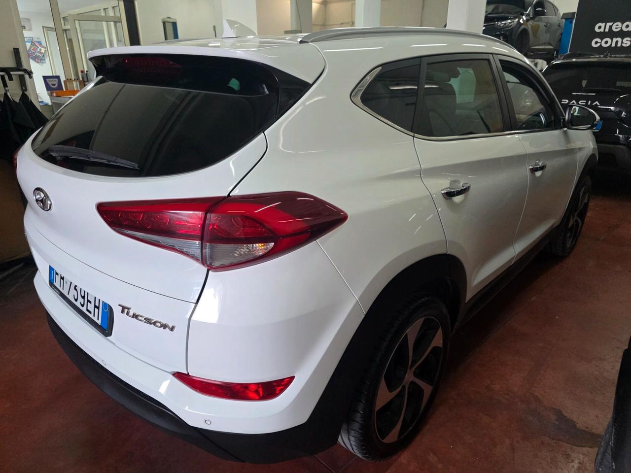 Hyundai Tucson 1.7 CRDi XPossible 115.000 km