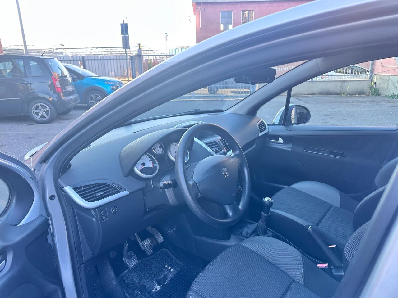 Peugeot 207 benzina gpl 5 porte euro 5