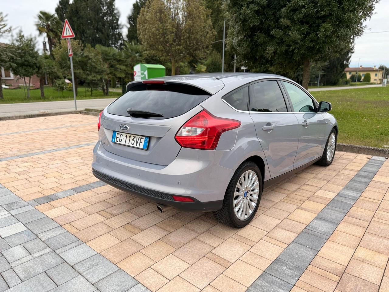 Ford Focus 1.6 EcoBoost 150 CV Titanium neopatentati