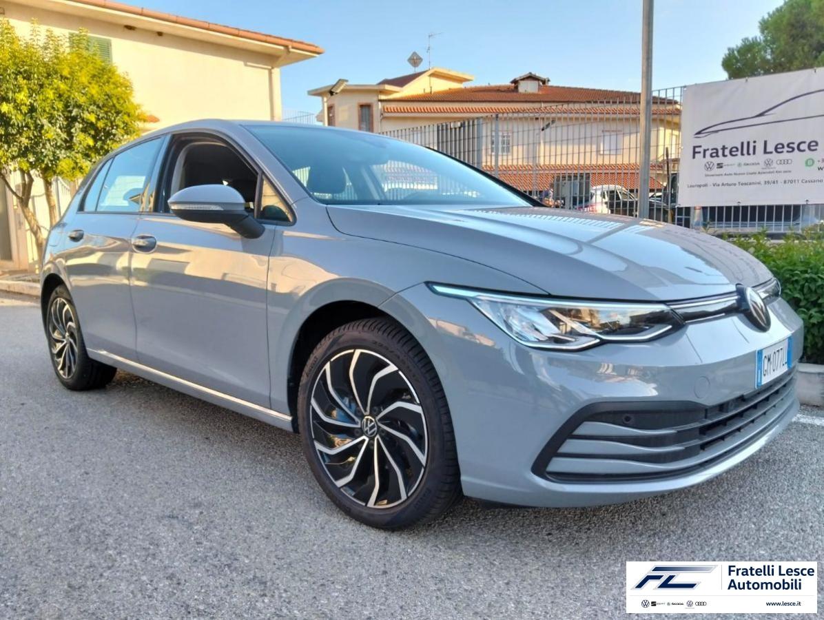 VOLKSWAGEN - Golf 2.0 tdi Life 150cv dsg (In Arrivo)