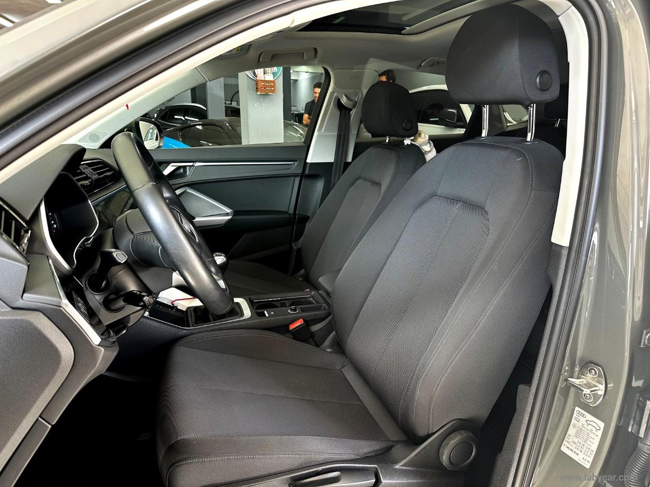AUDI Q3 SPB 35 TFSI Business Plus