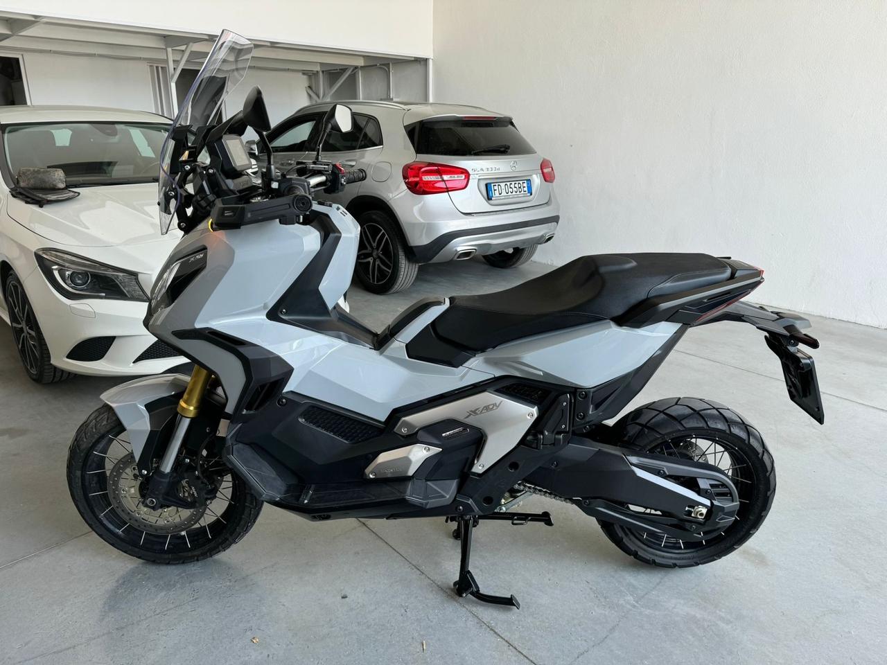 Honda XADV GRIGIO FINANZA 2021