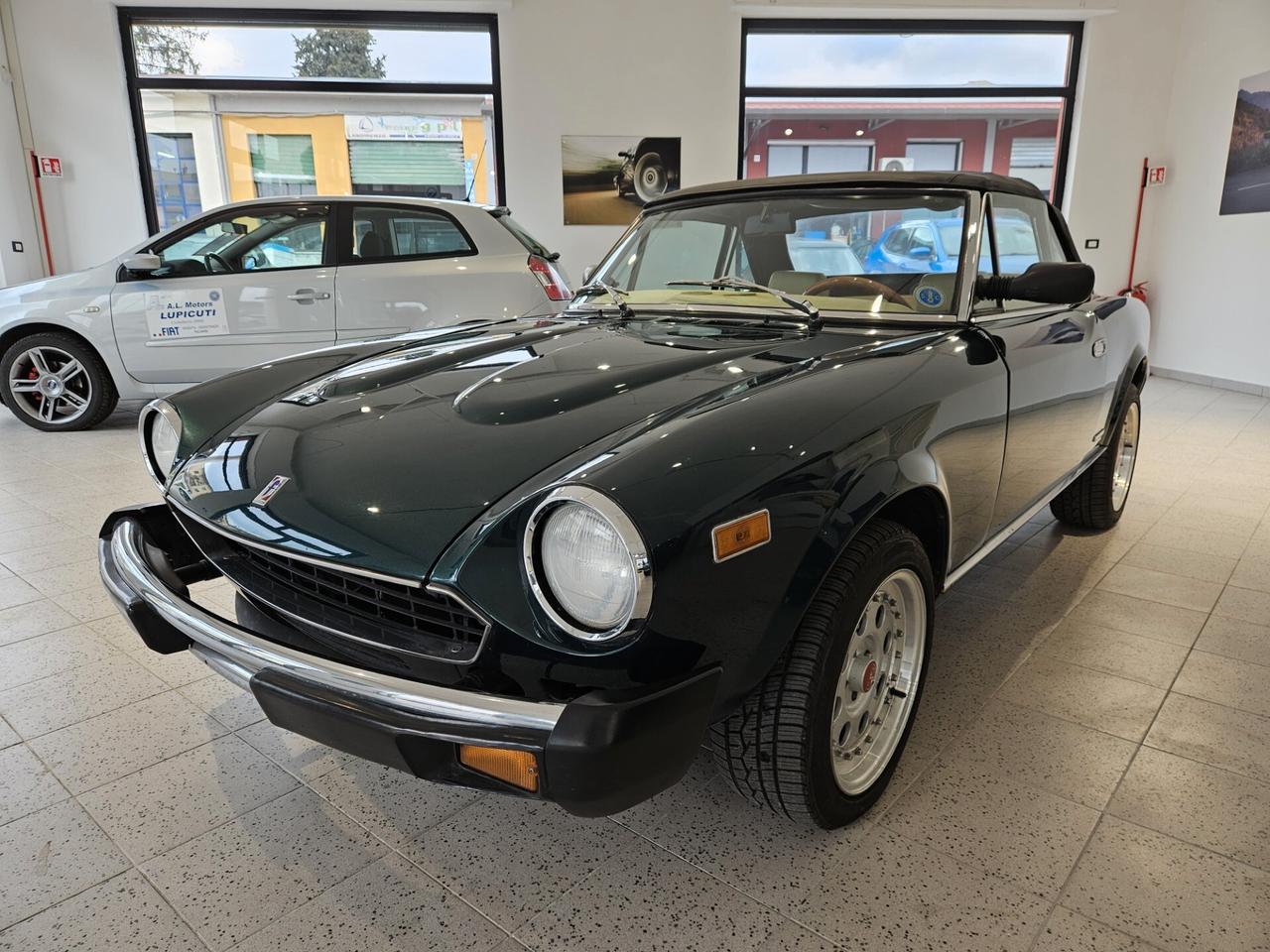 Fiat 124 Spider SPYDER AMERICA