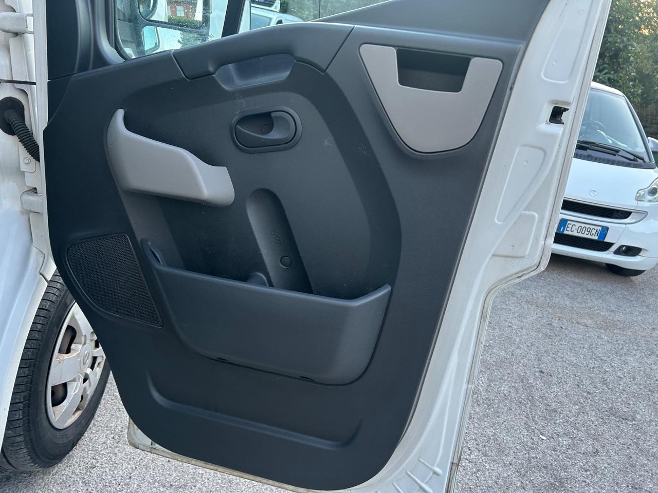 Nissan NV400 2.3 dCi PC-TN Furgone