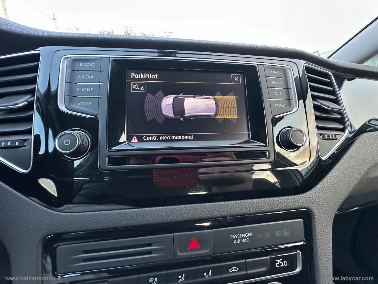 VOLKSWAGEN Golf Sportsvan 1.6 TDI DSG Highl.