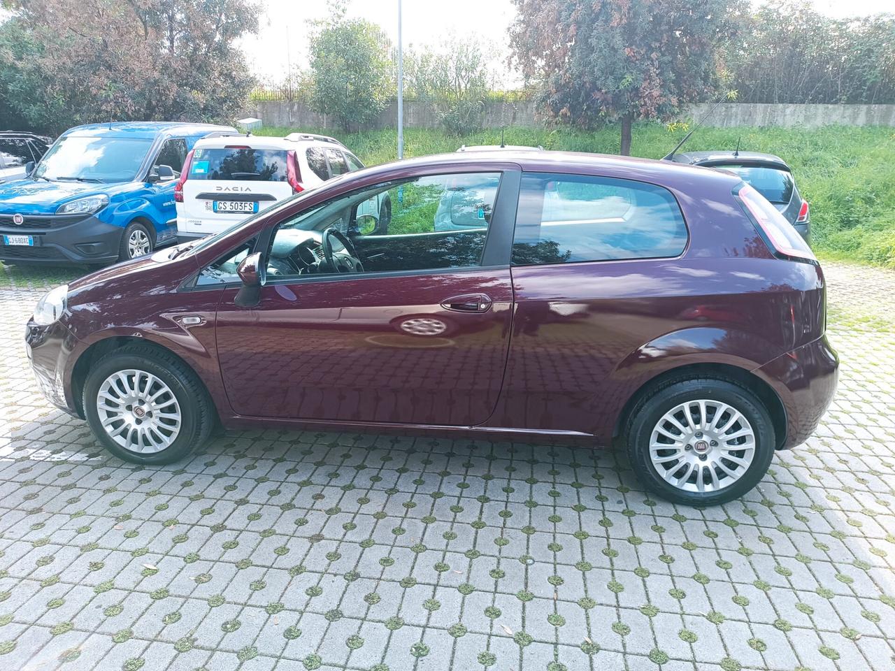 Fiat Punto 1.2 8V 3 porte Street